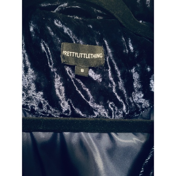 PrettyLittleThing Velvet Long Line Padded Coat - Picture 6 of 6